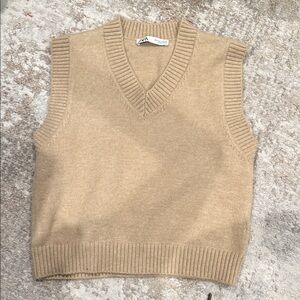 Zara Women’s Tan Sweater Vest